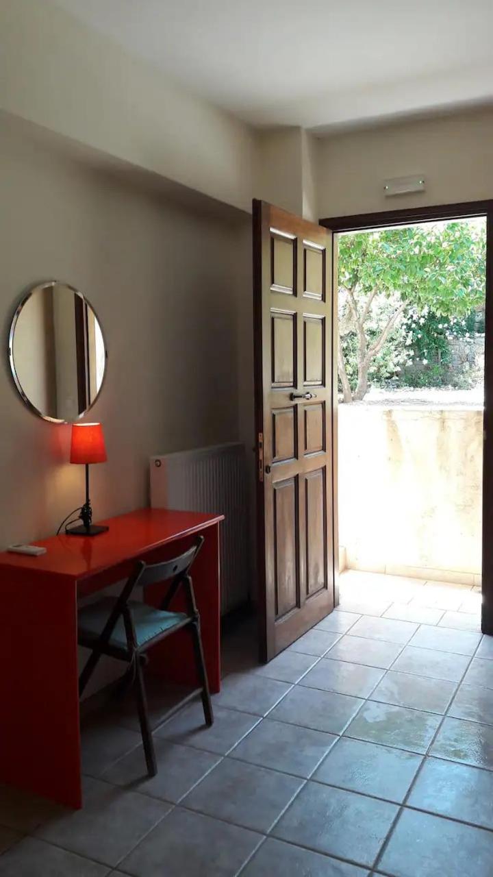 Karantonis House Apartment Leonidio Exterior photo
