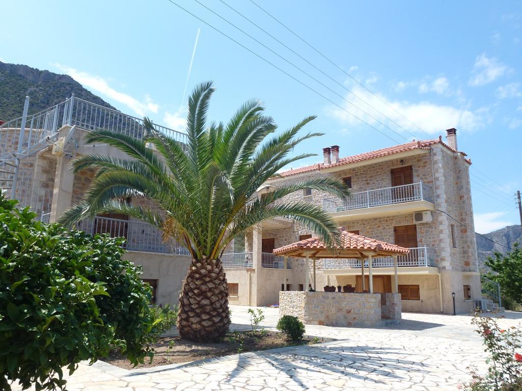 Karantonis House Apartment Leonidio Exterior photo