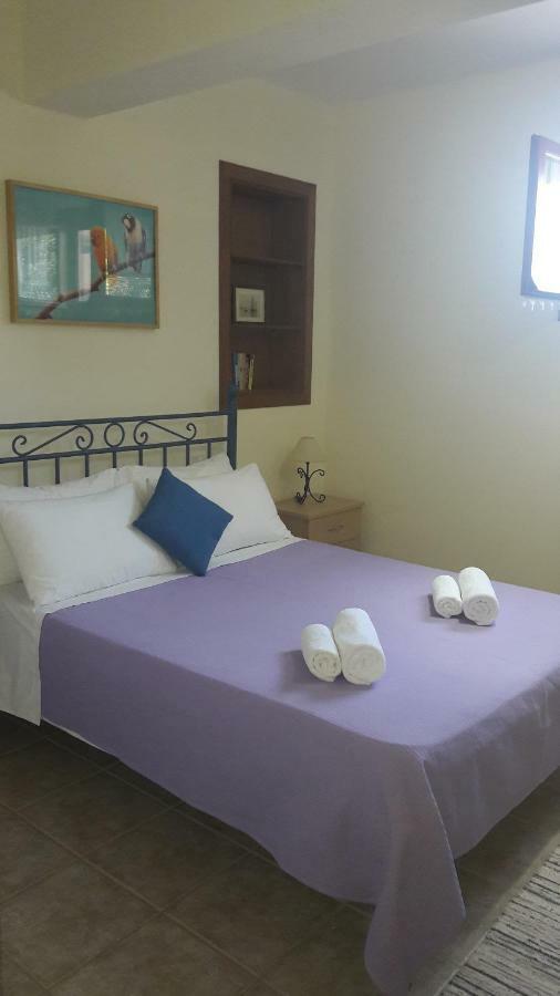 Karantonis House Apartment Leonidio Room photo